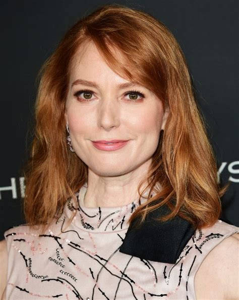 25 Top Natural Redhead Actresses: Icons Who Rock Their Fiery。